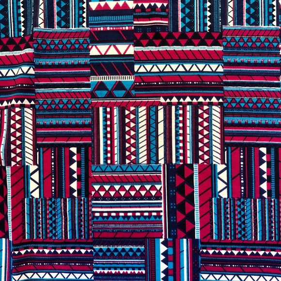 Lularoe Lynnae - Picture 2 of 3